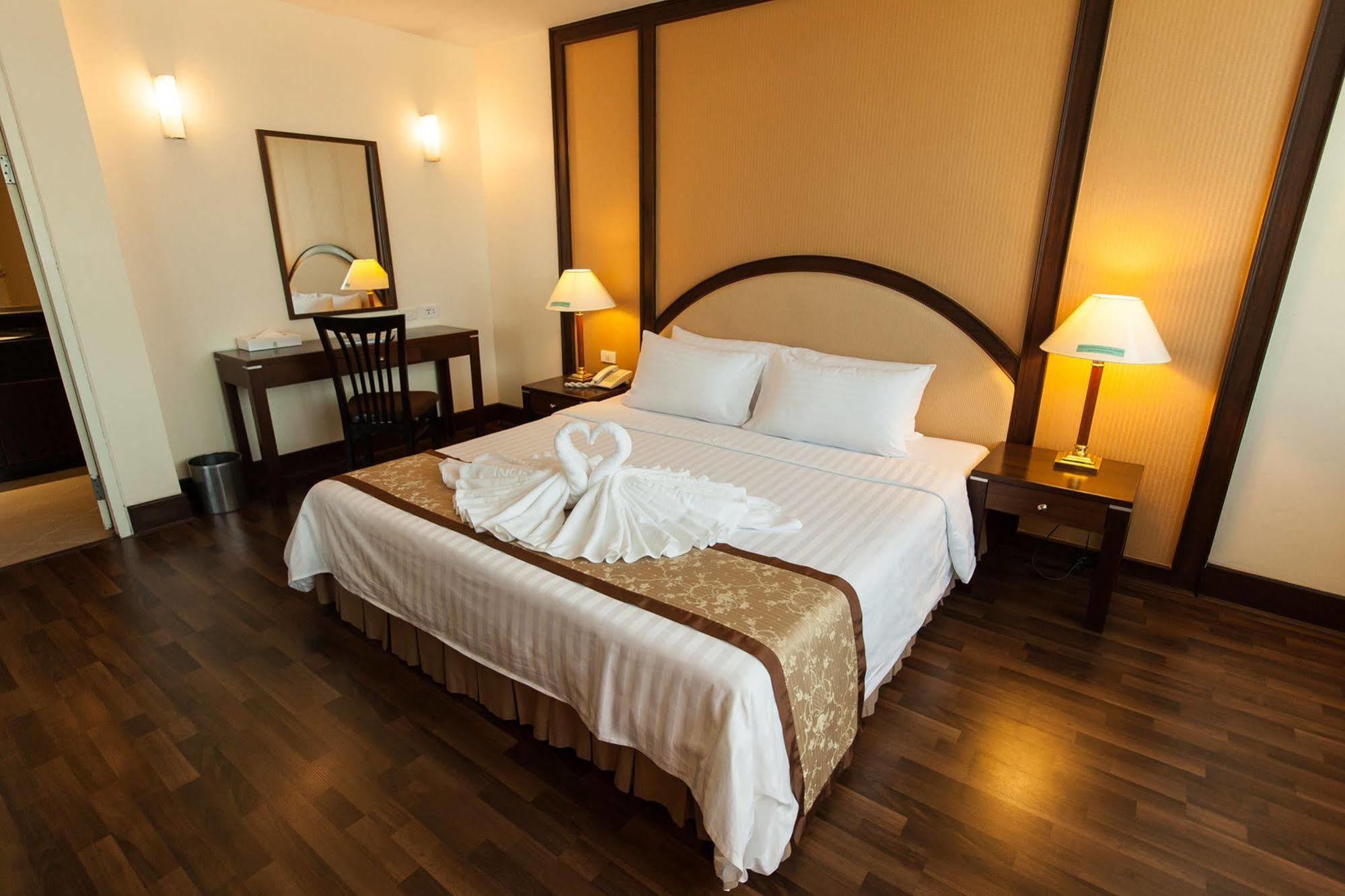 האט יאי New Season Hotel מראה חיצוני תמונה